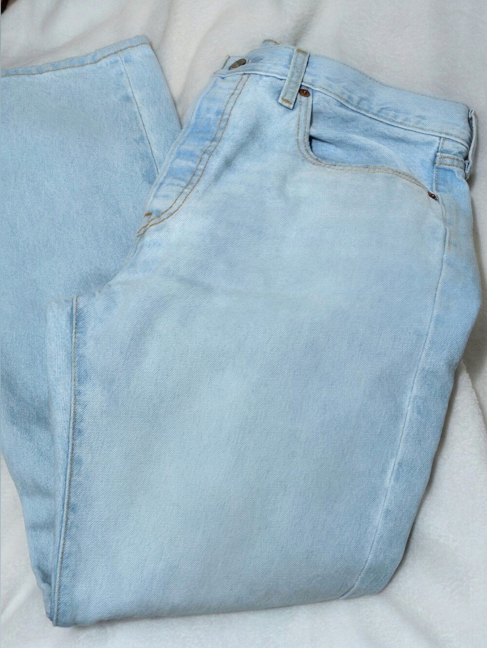 Levis 501 Buttonfly Light Blue Womens Denim Jeans Size 31"x30".